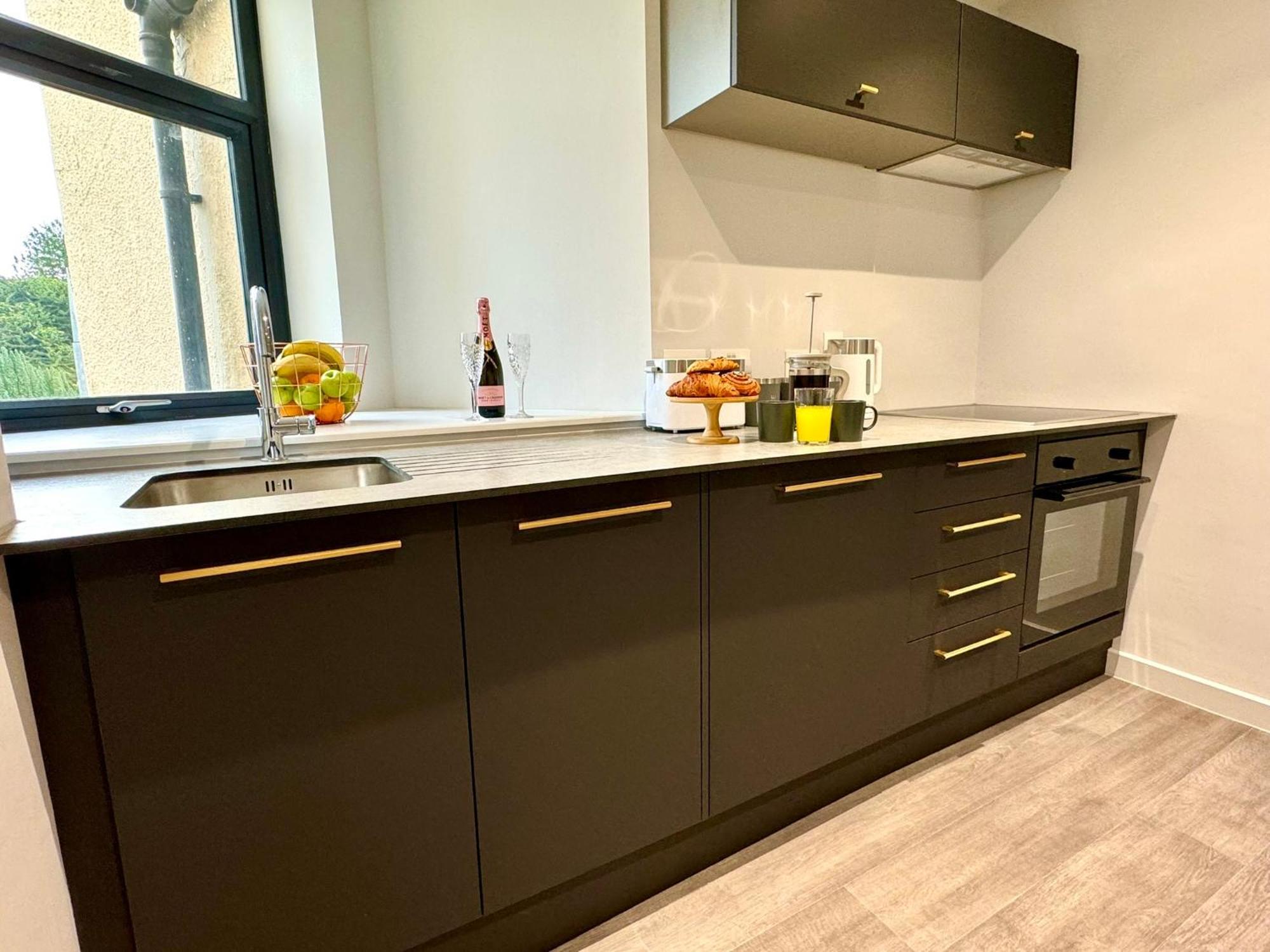 Amazing Large 3 Bedroom Apartment - Sleeps 8! Bournemouth Ngoại thất bức ảnh
